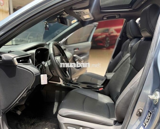Toyota Corolla Cross V 2021 Xám 35.226 km