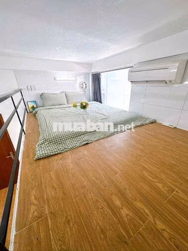 Duplex Ngay Huỳnh Văn Bánh Có Máy Giặt Riêng Cửa Sổ Thoáng Tiện Qua Q1
