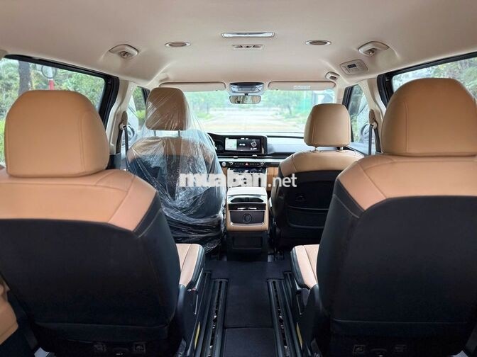 Kia Carnival 2.2D Luxury 2023 - 86000km