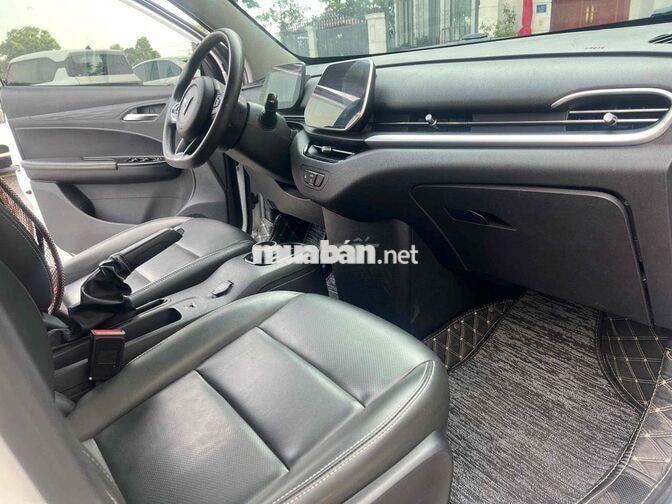 VinFast VF5 Plus 2025 Trắng 10000 km