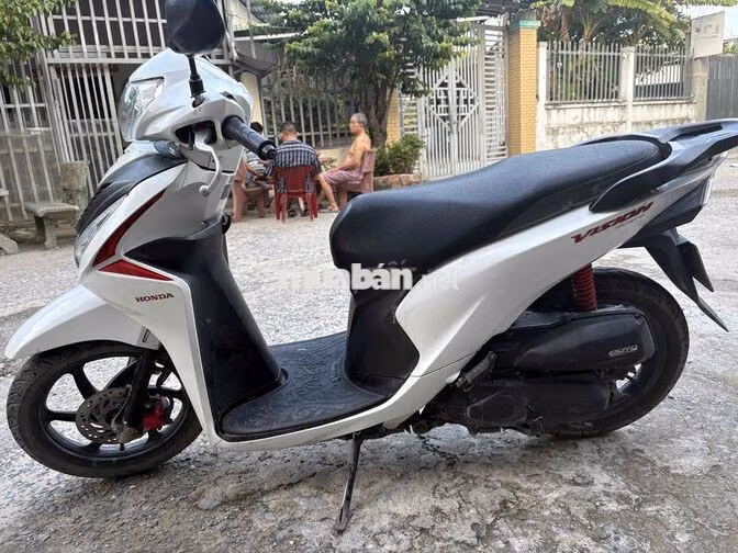 Honda Vision Trắng 2020