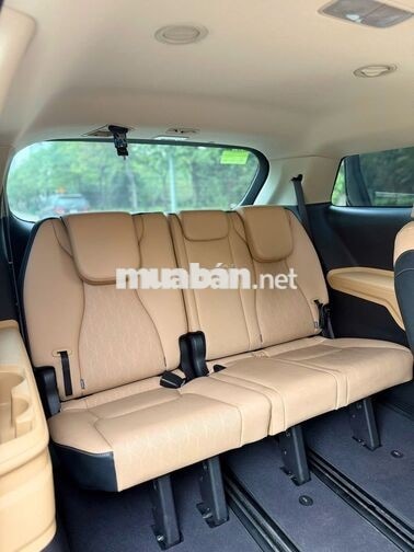 Kia Carnival 2.2D Luxury 2023 - 86000km