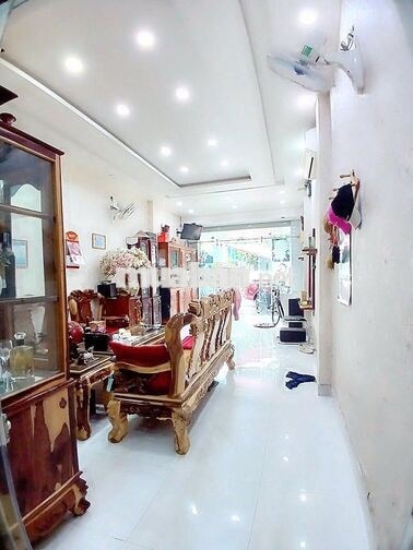 Cho thuê nhà hẻm xe hơi Nguyễn Hữu Dật