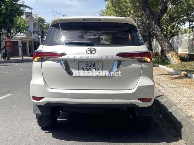 Toyota Fortuner 2017 Trắng 7 chỗ Máy dầu