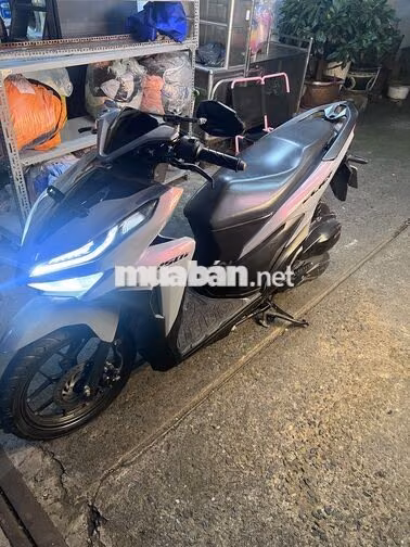 Honda Vario 125i Xám