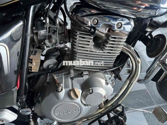 Suzuki GZ150-A Đen Xe máy cổ điển