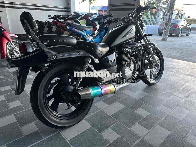 Suzuki GZ150-A Đen Xe máy cổ điển