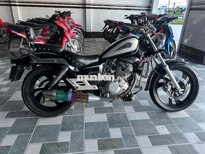 Suzuki GZ150-A Đen Xe máy cổ điển