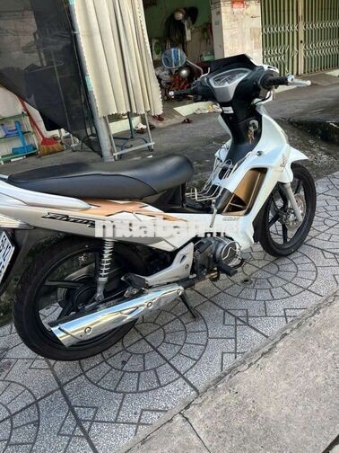 Honda Future 125 Fi Trắng