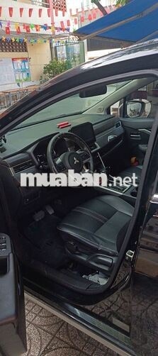 Mitsubishi Xpander 7 chỗ màu Đen