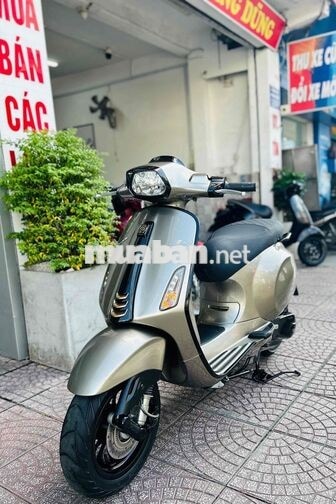 Piaggio Sprint 2022 Xám cát