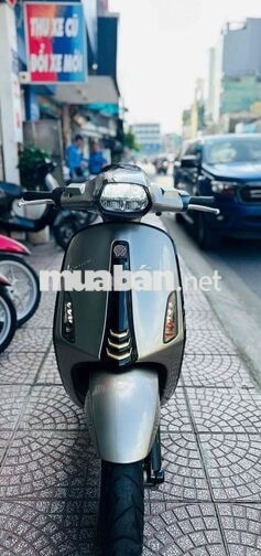 Piaggio Sprint 2022 Xám cát