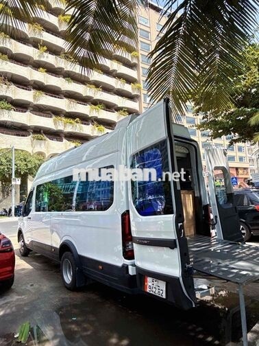 Ford Transit 2025 mobihome 5 chỗ Trắng 8000km