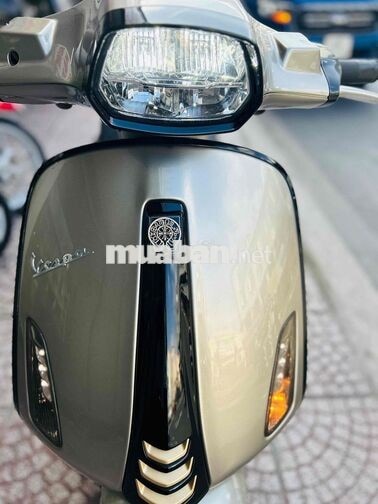 Piaggio Sprint 2022 Xám cát