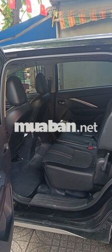 Mitsubishi Xpander 7 chỗ màu Đen