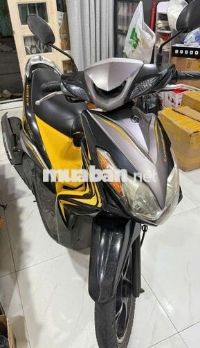 Yamaha Luvias 2012 Đen vàng, ít đi nên bán