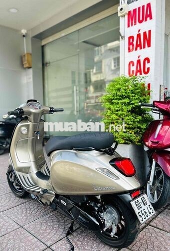 Piaggio Sprint 2022 Xám cát