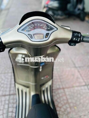 Piaggio Sprint 2022 Xám cát