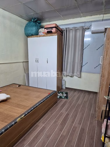 Cho thue Phồng 20m2 Khép kín đủ đồ Ngõ 33 Lang Yên Hồng Hà HN 
