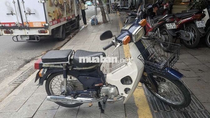 Honda Cubtom 82 Xanh Thái Lan