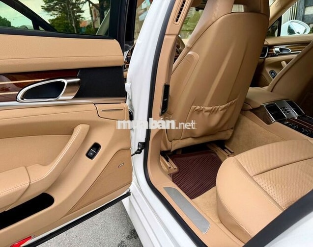 CHÍNH CHỦ BÁN: Porsche Panamera 2012 RẤT MỚI