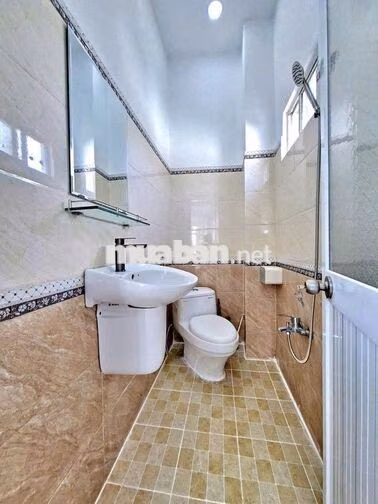 Nhỉnh 2 Tỷ Ownee Nhà Hẻm 2771 Huỳnh Tấn Phát, Nhà Bè
