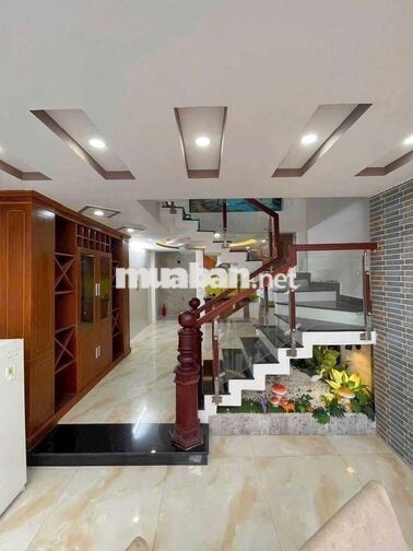 CHO THUÊ NHÀ HẺM XE TẢI THÔNG 4PN 6WC LÊ VĂN THỌ P9 GÒ VẤP