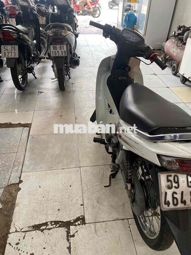 Yamaha Sirius Trắng Sài Gòn