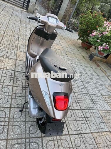 Piaggio Vespa Sprint 150 Tech 2025 Nâu Đồng 4000km