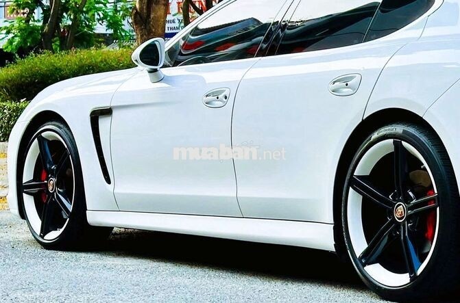 CHÍNH CHỦ BÁN: Porsche Panamera 2012 RẤT MỚI
