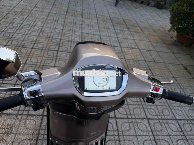 Piaggio Vespa Sprint 150 Tech 2025 Nâu Đồng 4000km