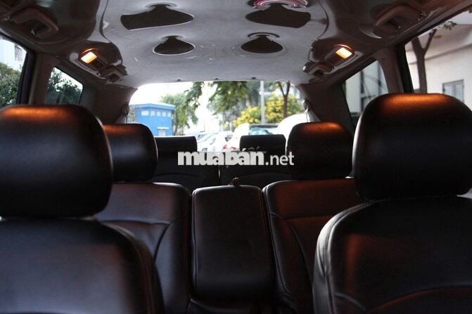 Mitsubishi Grandis 2009 2.4 Mivec Tự động Bạc