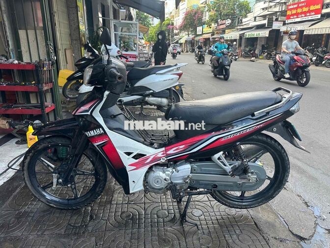 Yamaha Sirius RC vành đúc Đen, Đỏ, Trắng