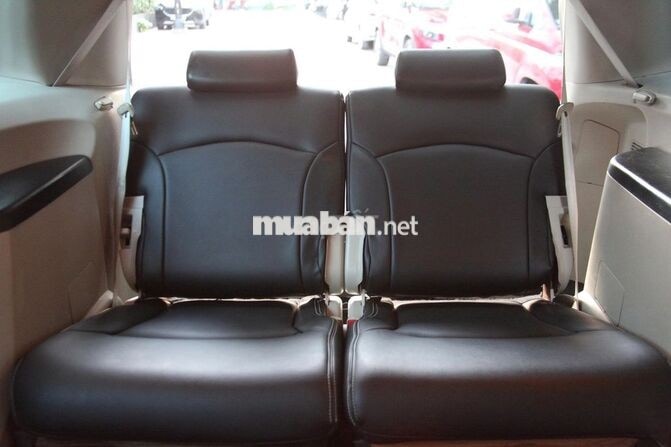 Mitsubishi Grandis 2009 2.4 Mivec Tự động Bạc
