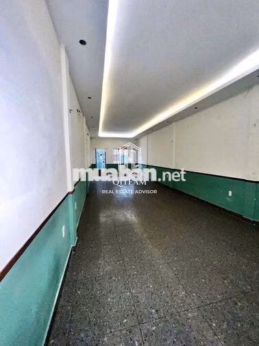2 MẶT TIỀN BÀN CỜ, QUẬN 3 – 3 TẦNG - 4,5x22m - GIÁ: 50 TRIỆU/THÁNG