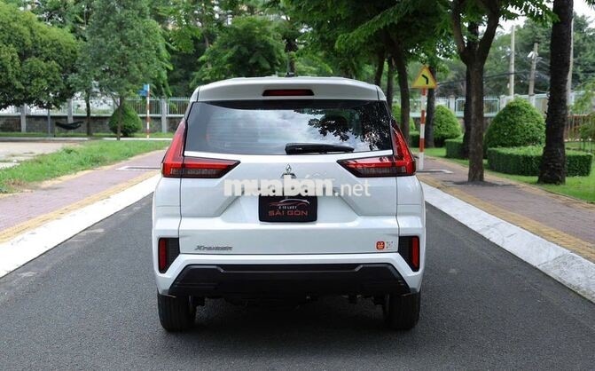 Mitsubishi Xpander 2022 Trắng 7 chỗ