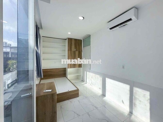 Phòng trọ 18m2, đường Tô Hiệu, Tân Phú có ban công, thoáng mát
