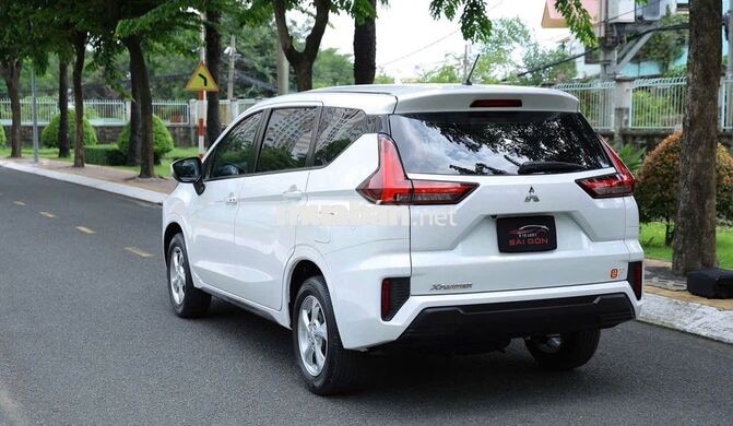 Mitsubishi Xpander 2022 Trắng 7 chỗ