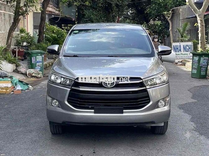 Toyota Innova 2019 Số sàn Bạc 7 chỗ