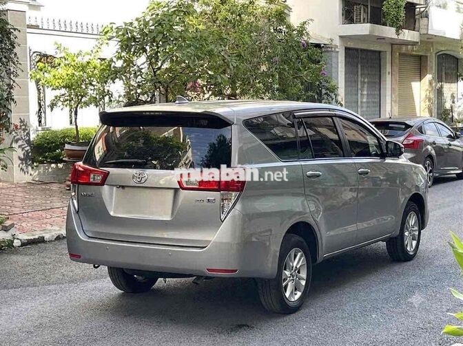 Toyota Innova 2019 Số sàn Bạc 7 chỗ