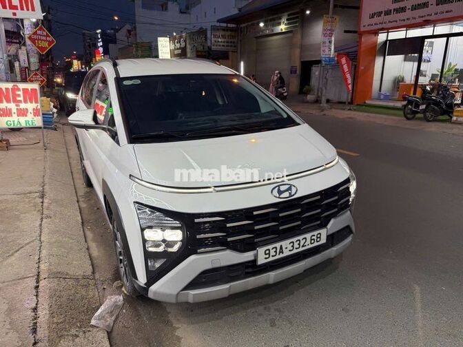 Hyundai Stargazer SX 2025 Trắng 7 chỗ 19.000 km