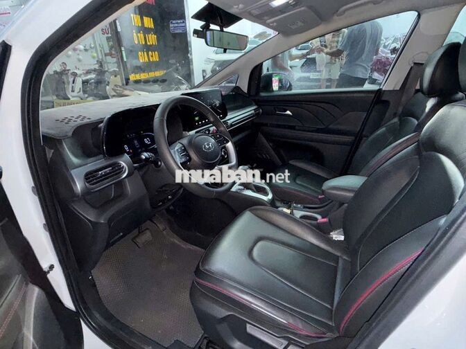 Hyundai Stargazer SX 2025 Trắng 7 chỗ 19.000 km