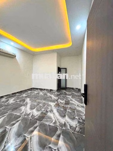 MẶT TIỀN LẠC LONG QUÂN 3,2X22 4Pn 4wc