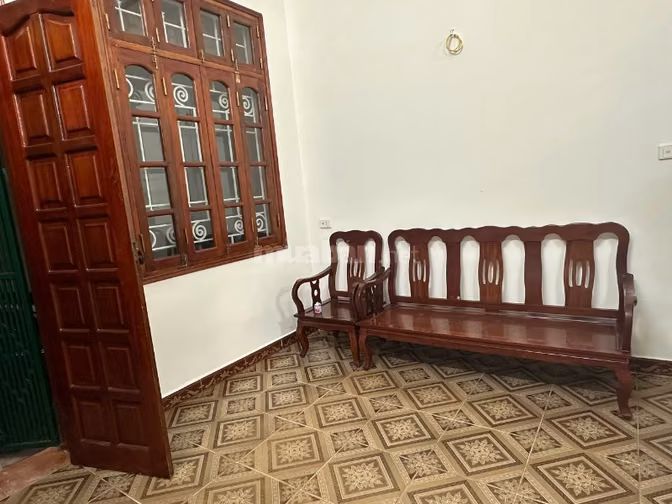 Cho thuê nhà riêng full đồ tại 424 Thụy Khuê, 35m2 x 4 tầng