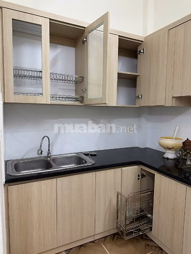 Cho thuê nhà riêng full đồ tại 424 Thụy Khuê, 35m2 x 4 tầng