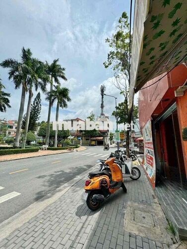 Bán Mặt Bằng Kinh Doanh Đường Bạch Đằng , Đối Diện công Viên ngang 7m
