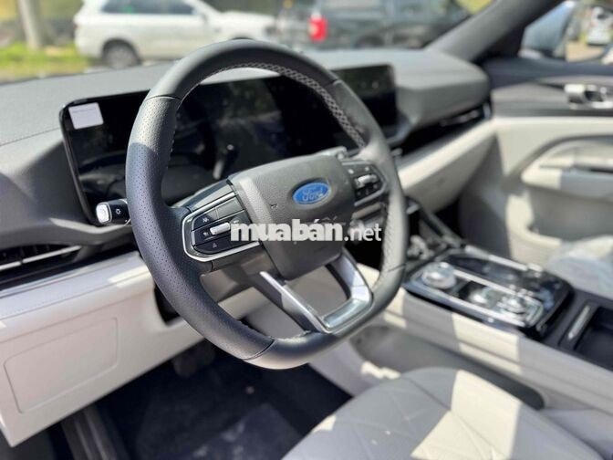 Territory Platinum xe sẵn giao ngay