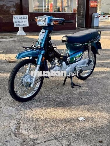 Honda Super Dream 2003 Xanh 200km