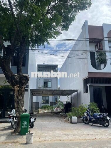Giá cực tốt - Bán lô đất mặt tiền đường Nguyễn Sắc Kim 85,4m2