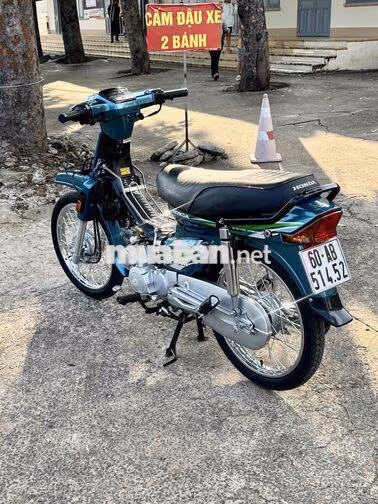 Honda Super Dream 2003 Xanh 200km